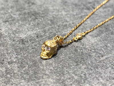 PETITE PAVE SKULL NECKLACE GIFT Loree Rodkin Official Shop